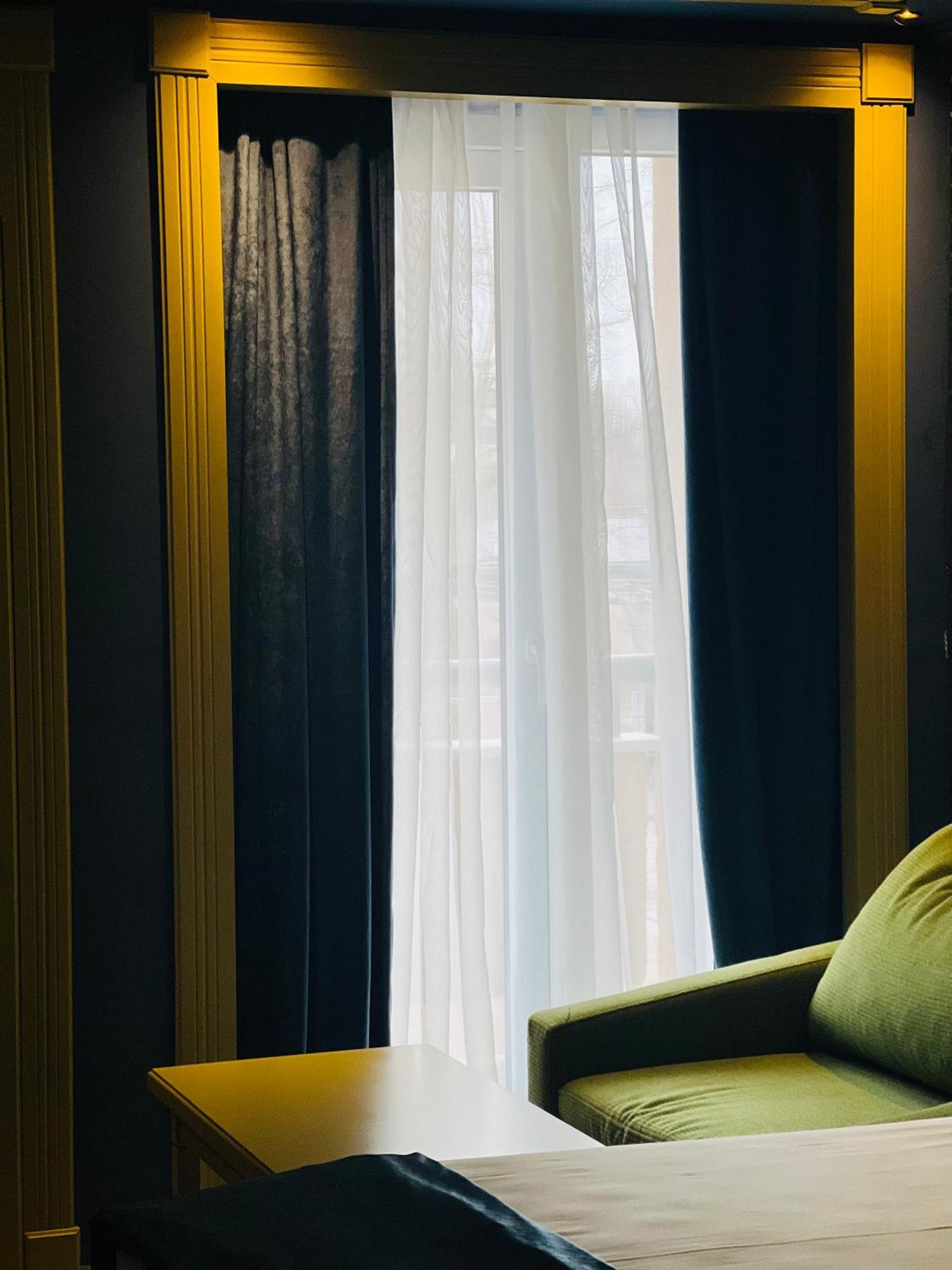 Hotel Craiova By Phoenicia Blue View Olimp Exterior photo